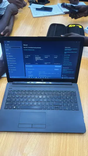 Laptop HP 8GB AMD A6 HDD 256GB