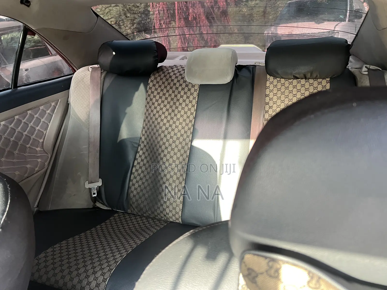 Toyota Camry Base 4dr Sedan (2.5L 4cyl 6M) 2010 Red
