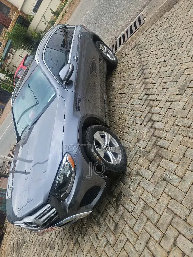 Mercedes-Benz GLC-Class 2018 Green