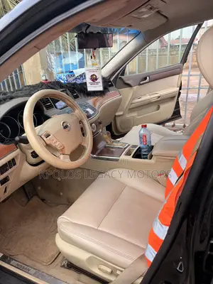 Nissan Fuga 2009 Black