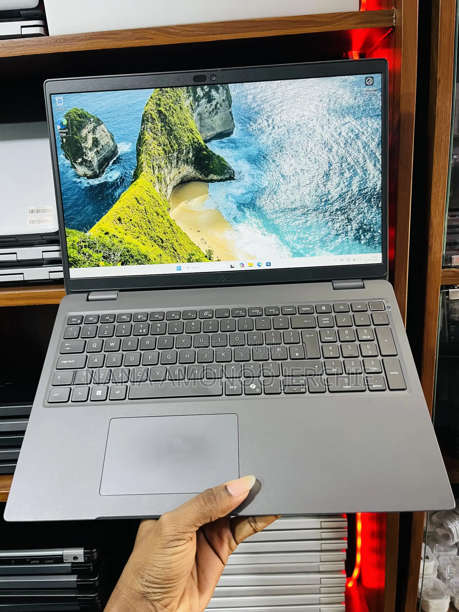 Laptop Dell Latitude 3550 8GB Intel Core i5 SSD 256GB