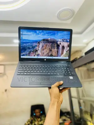 Laptop HP 15-da2933nia 8GB Intel Core i5 SSD 512GB