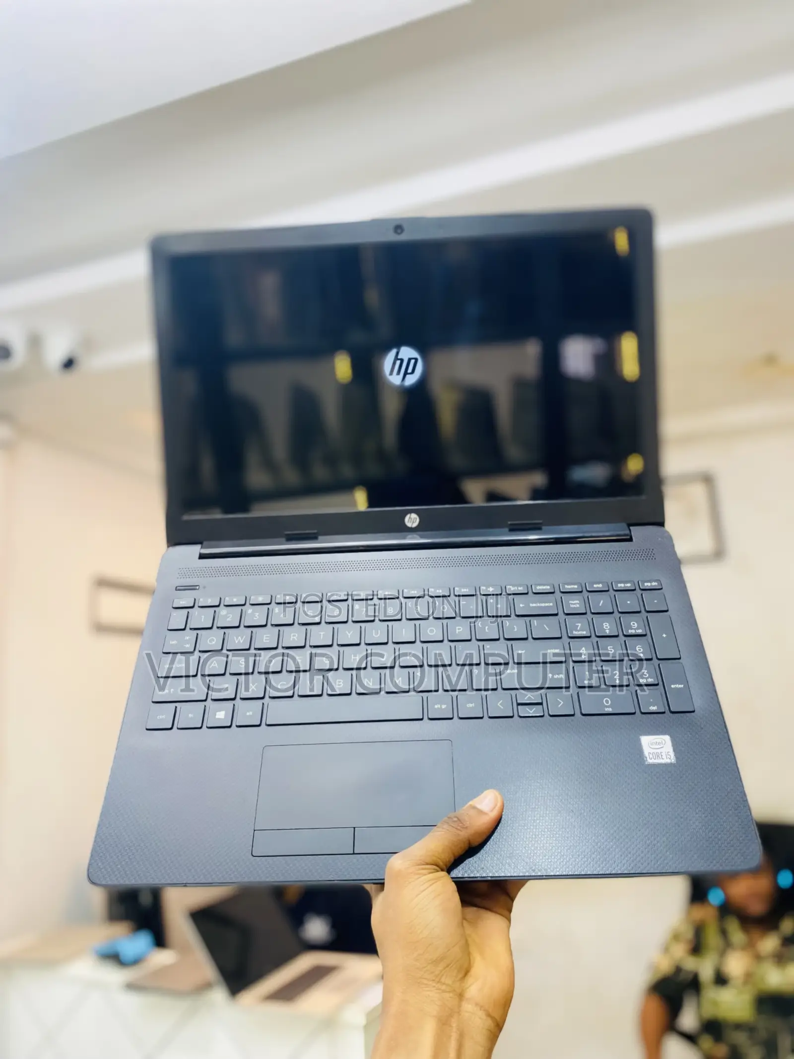 Laptop HP 15-da2933nia 8GB Intel Core i5 SSD 512GB