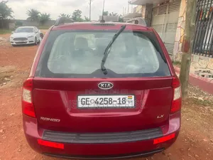 Kia Rondo 2010 Red