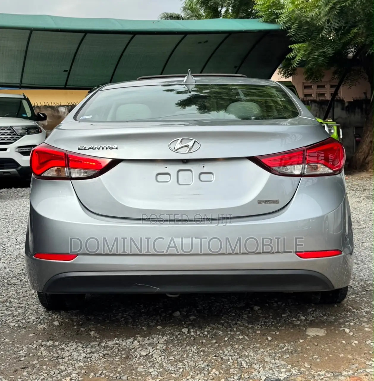 Hyundai Elantra SE Sedan FWD (1.8L 4cyl 6M) 2016 Gray