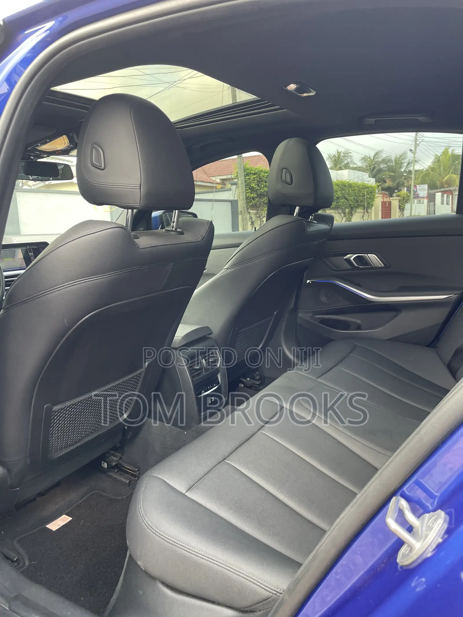 BMW 330i 2021 Blue