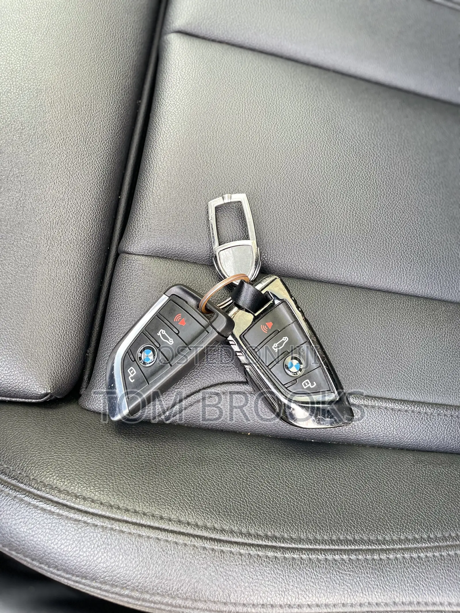 BMW 330i 2021 Blue