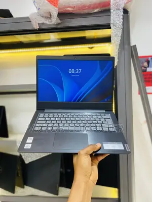 Laptop Lenovo LOQ 15ARP9 8GB Intel Core i3 SSD 256GB