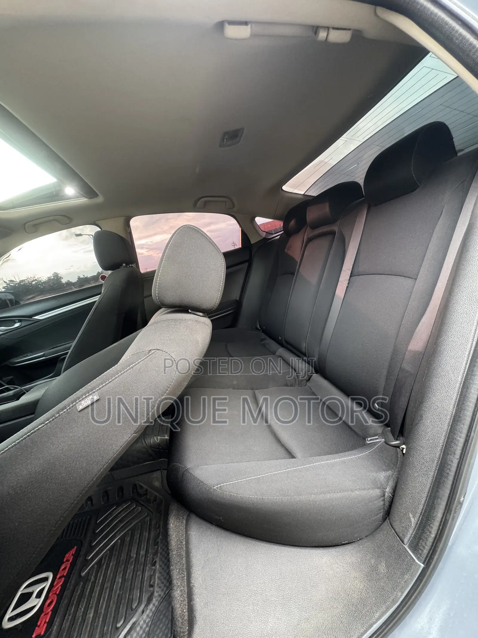 Honda Civic EX 4dr Sedan (2.0L 4cyl) 2017