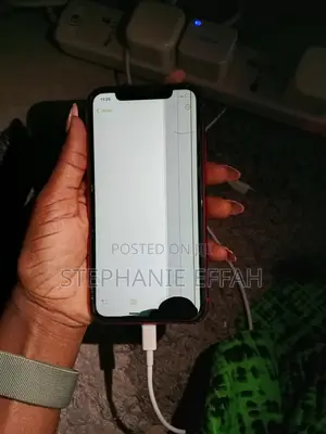 Apple iPhone 11 64 GB Red