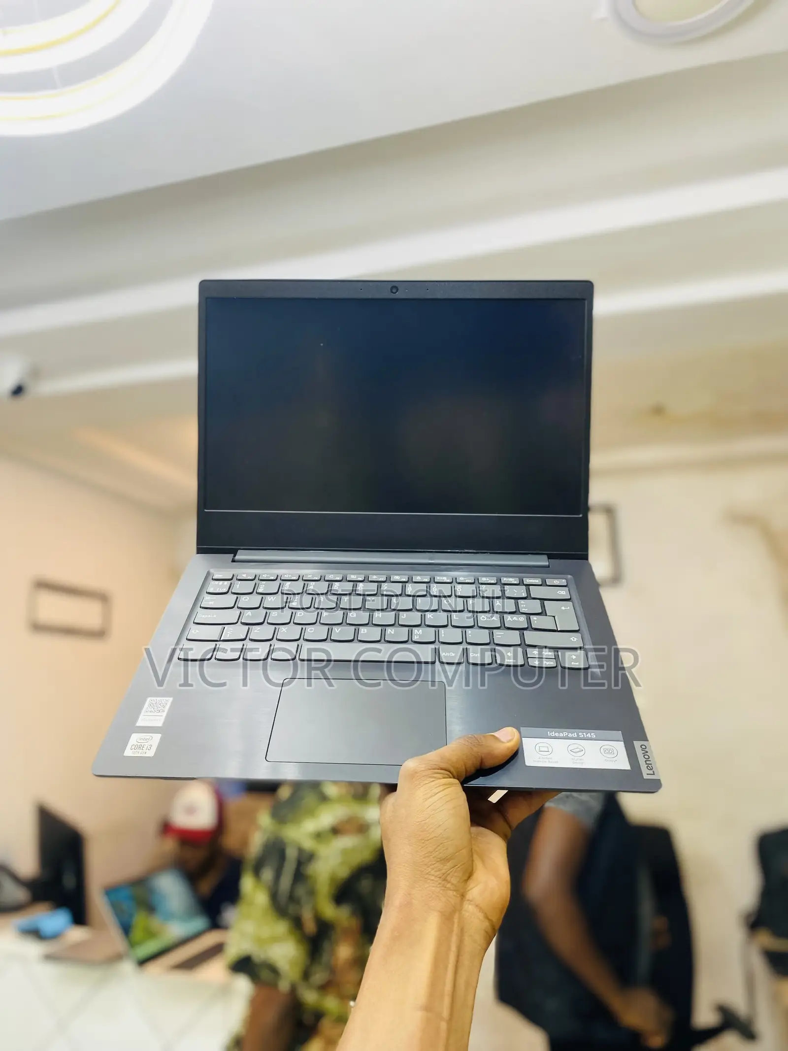 Laptop Lenovo LOQ 15ARP9 8GB Intel Core i3 SSD 256GB