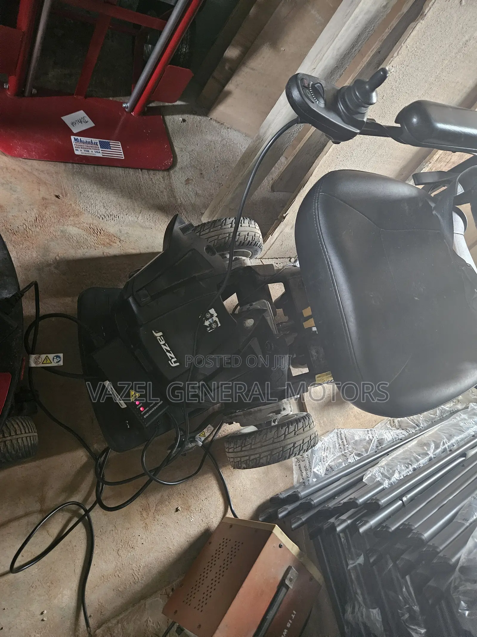 Jeezzy Mobility ELETRIC Scooter
