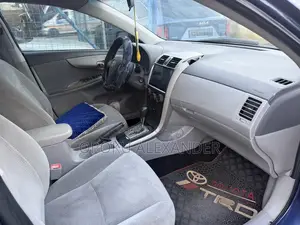 Toyota Corolla 2009 Blue