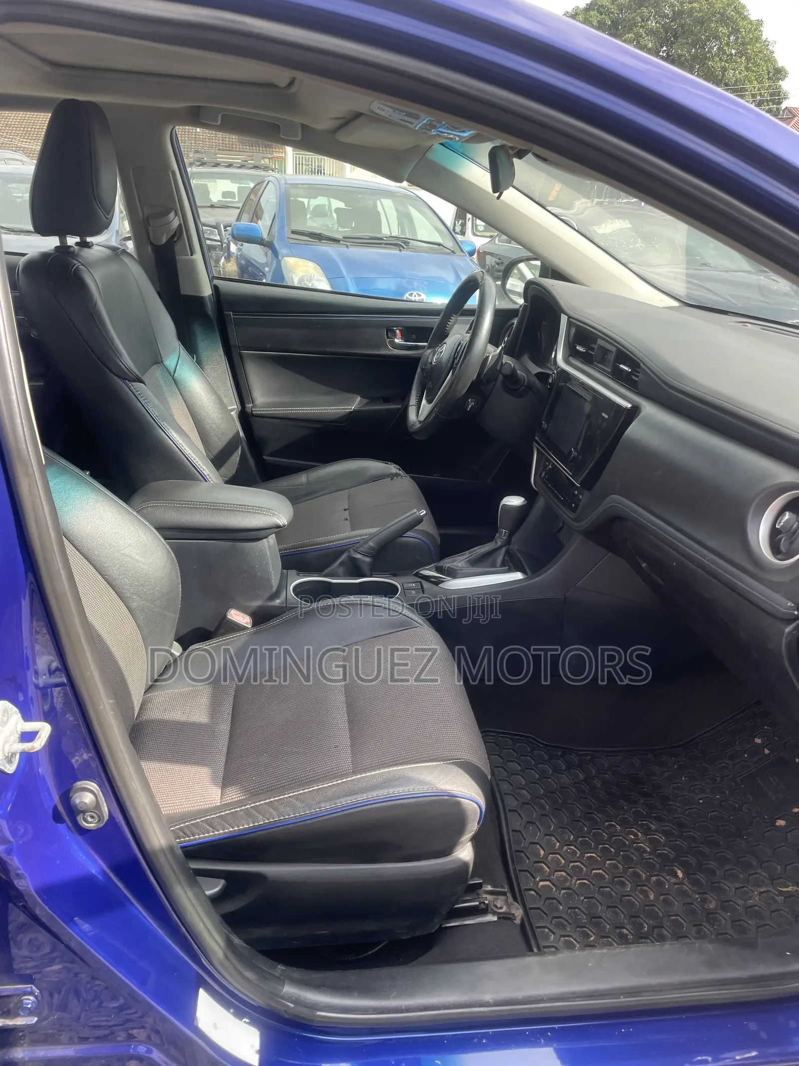Toyota Corolla 2017 Blue