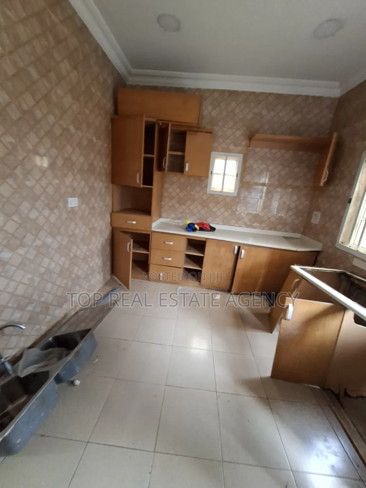 3bdrm House in Kwasi Oppong, Ga East Municipal for rent