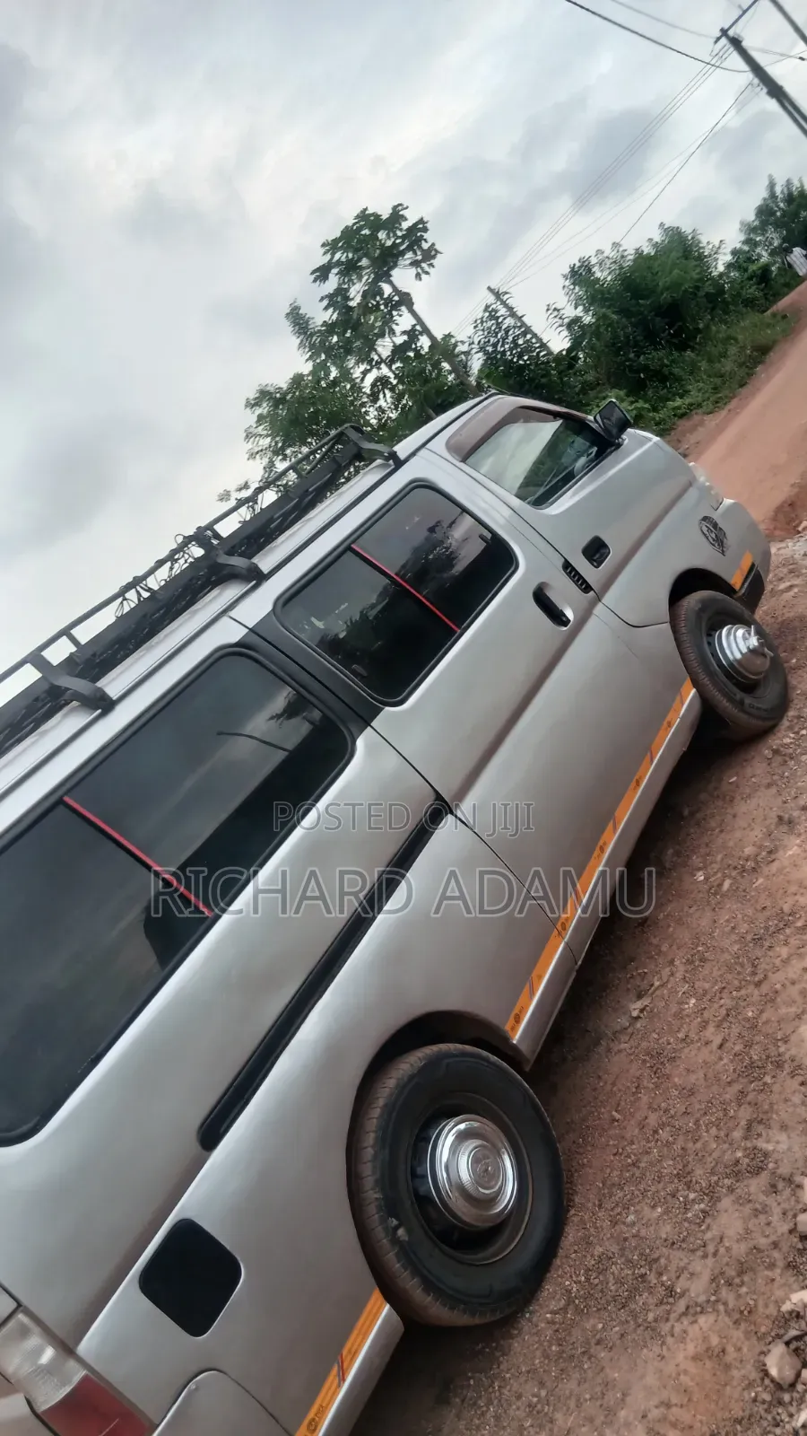 Nissan Caravan (Urvan) 2011 Silver