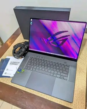 New Laptop Asus ROG Zephyrus G16 32GB Intel Core Ultra 9 SSD 1T