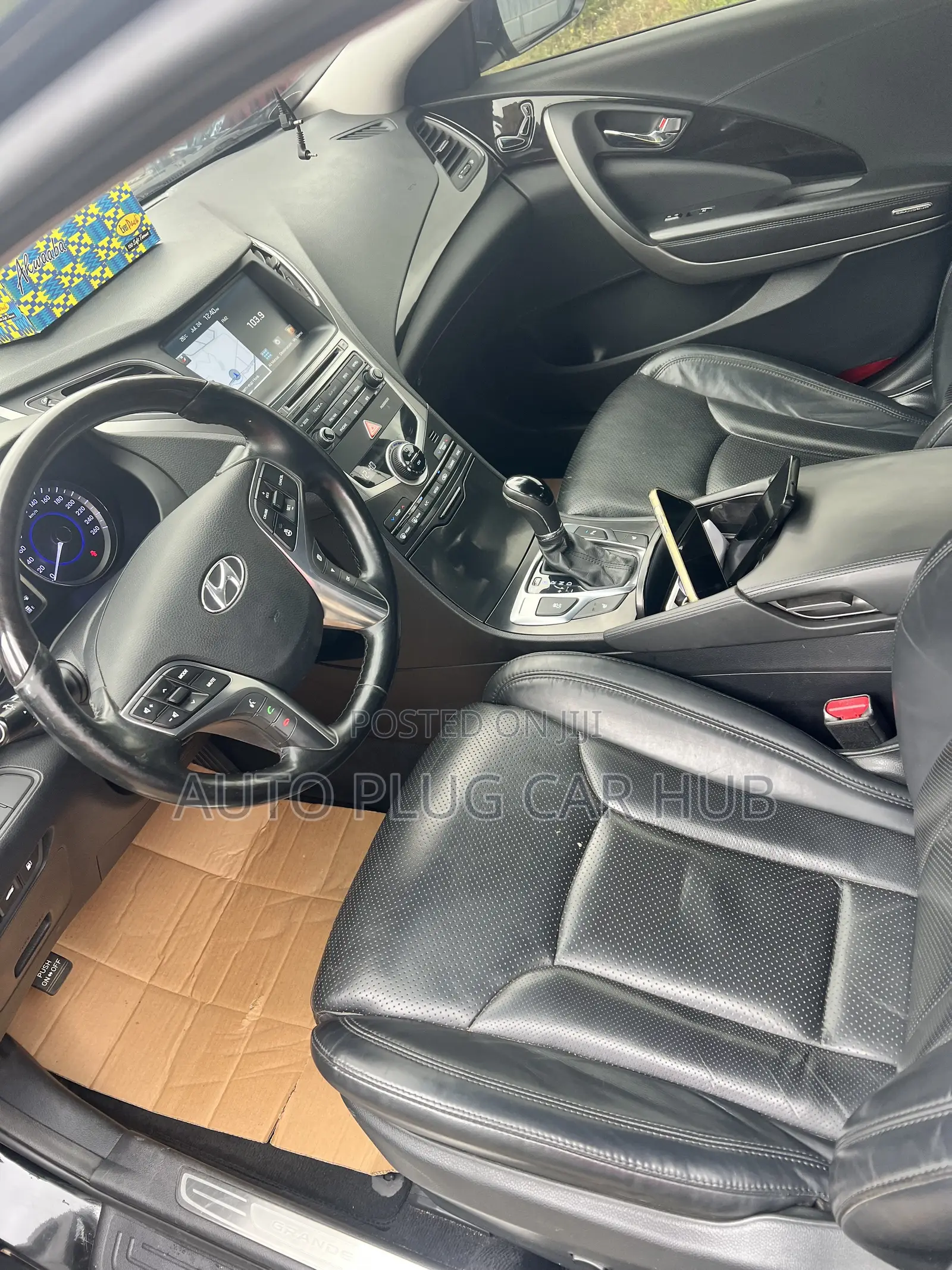 Hyundai Grandeur 2015 Black