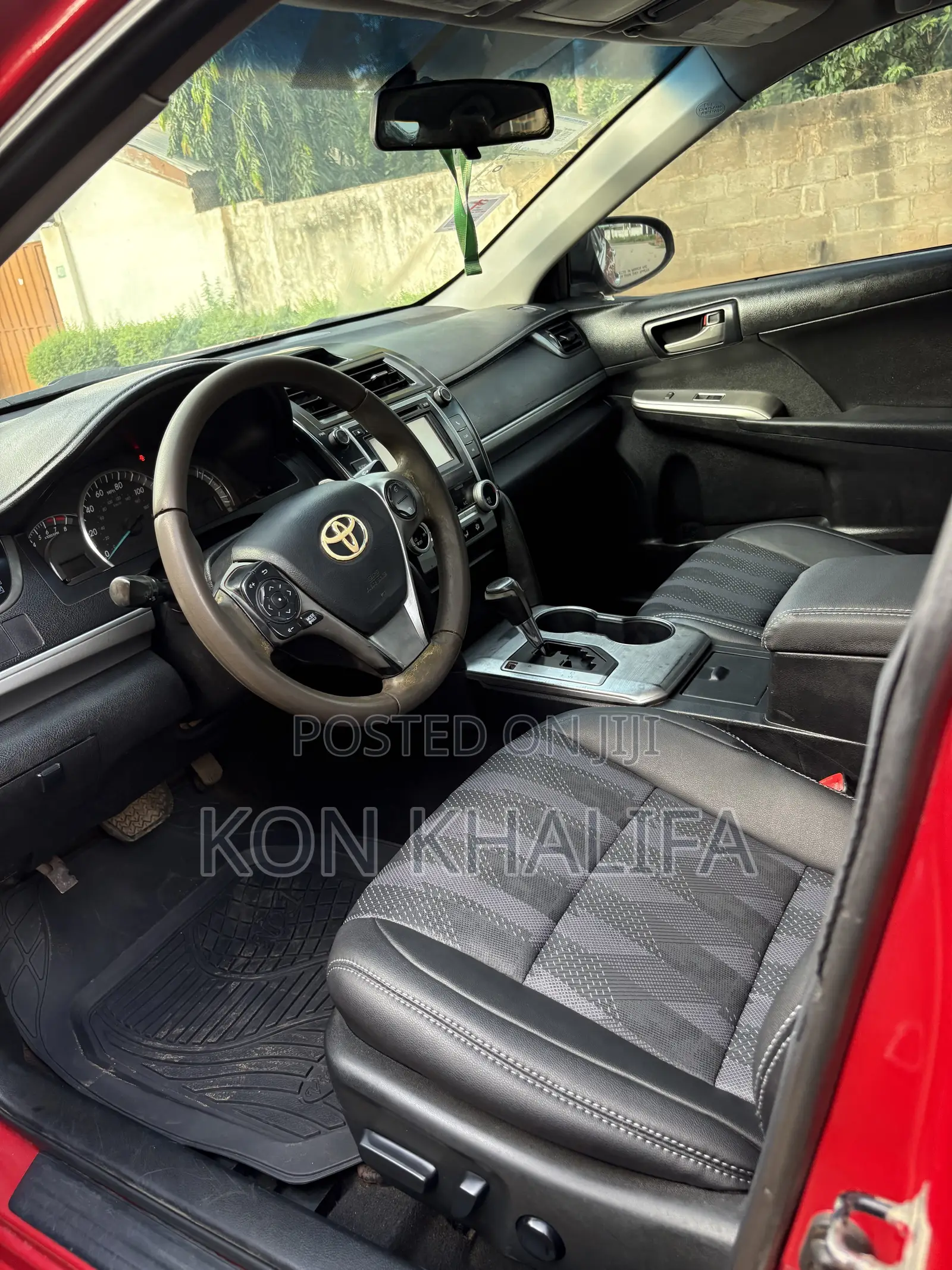 Toyota Camry 2014 Red