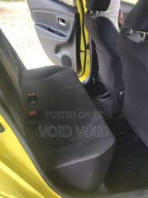 Toyota Vitz 1.3 AWD 3dr 2015 Yellow
