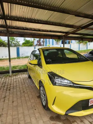Toyota Vitz 1.3 AWD 3dr 2015 Yellow