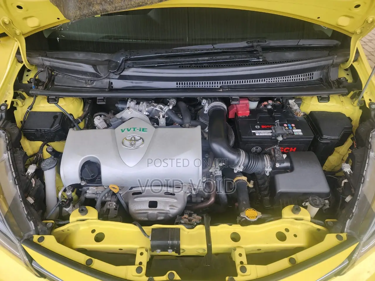 Toyota Vitz 1.3 AWD 3dr 2015 Yellow