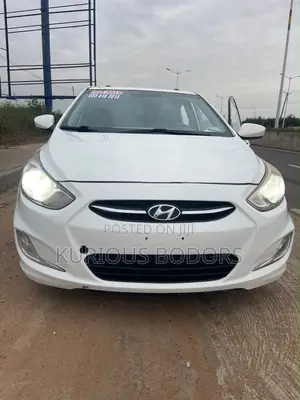 Hyundai Accent SE Sedan 2016 White