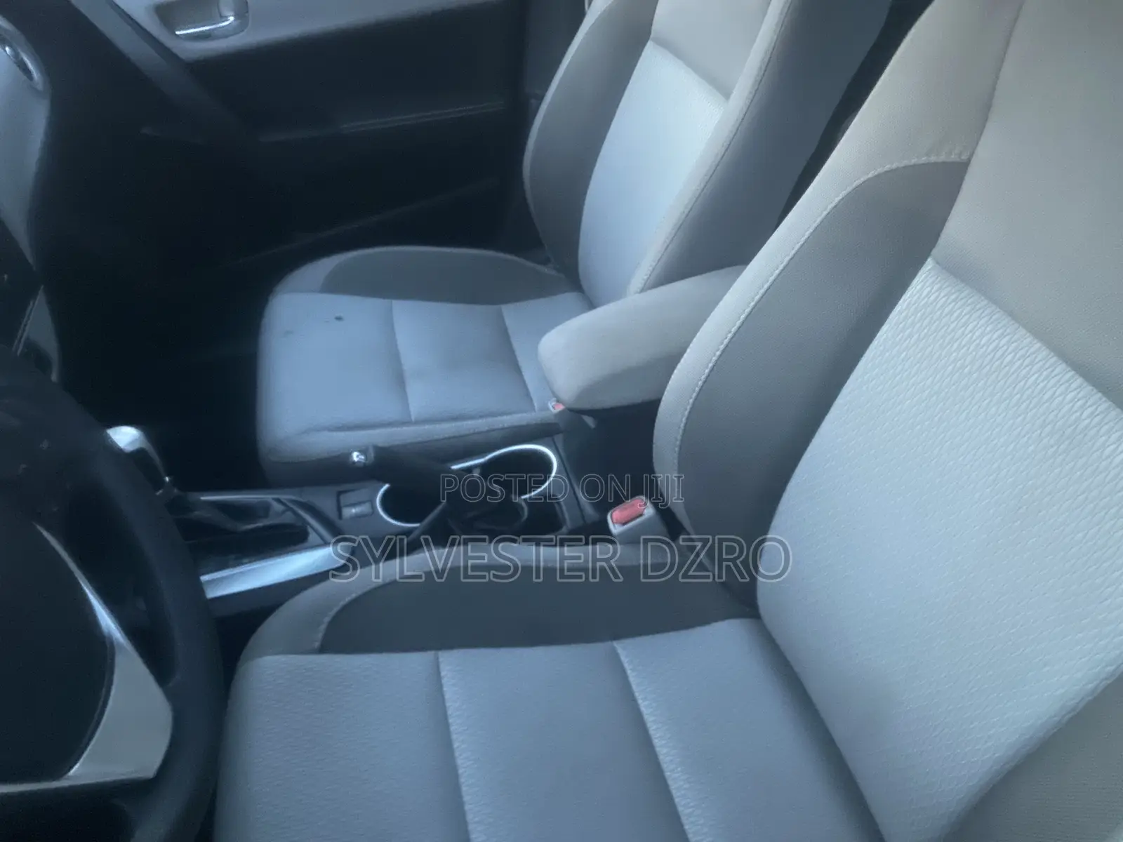 Toyota Corolla 2019 Red