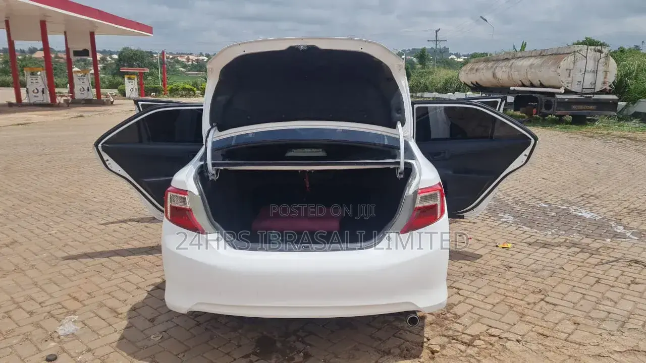 Toyota Camry 2014 White