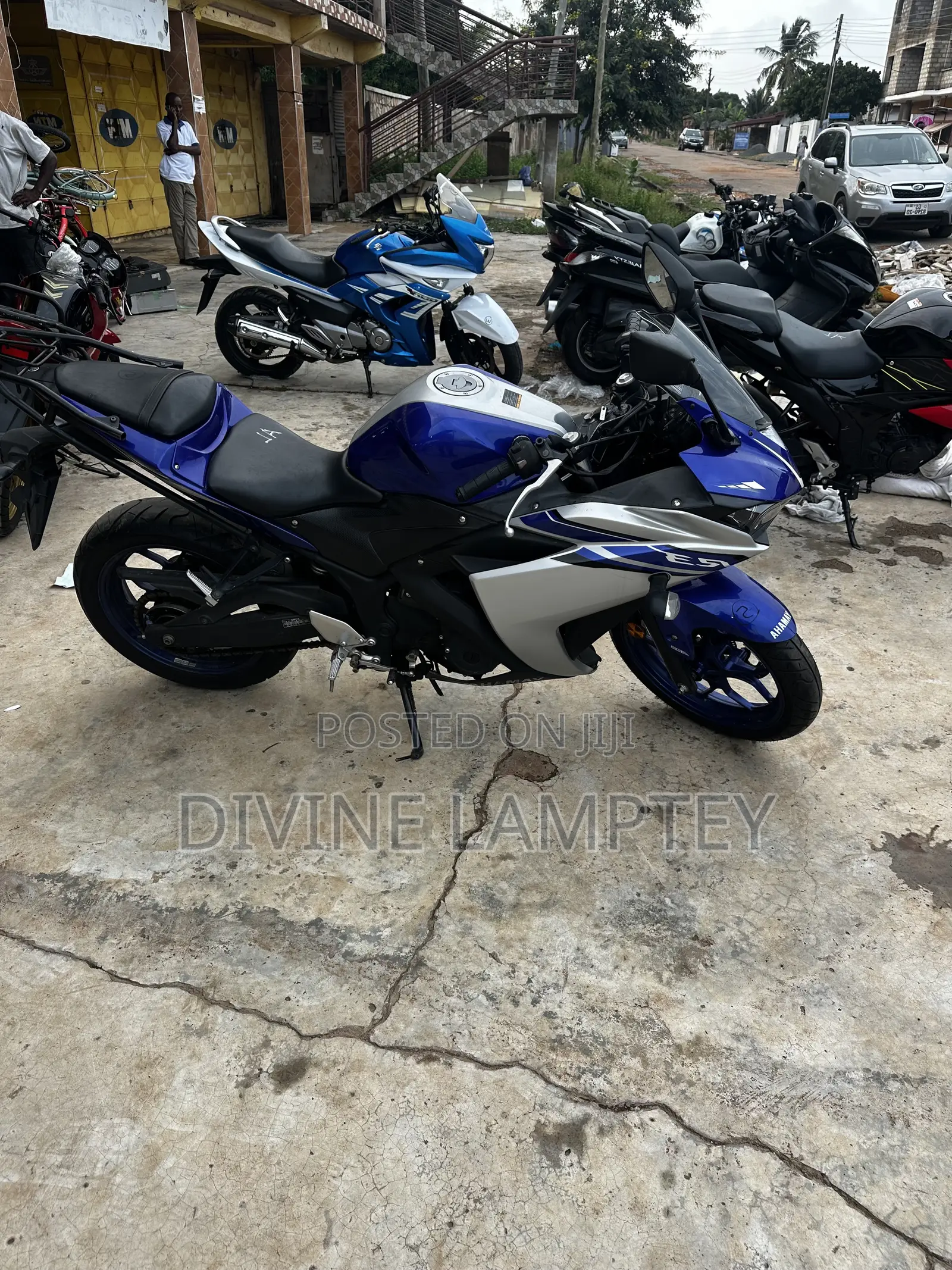 Yamaha R3 2024 Blue