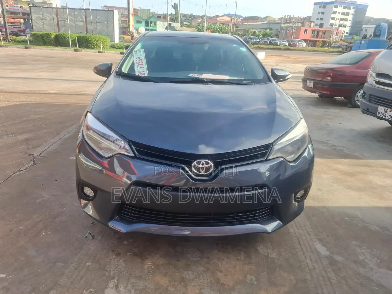 Toyota Corolla LE Premium 4dr Sedan (1.8L 4cyl CVT) 2016 Gray