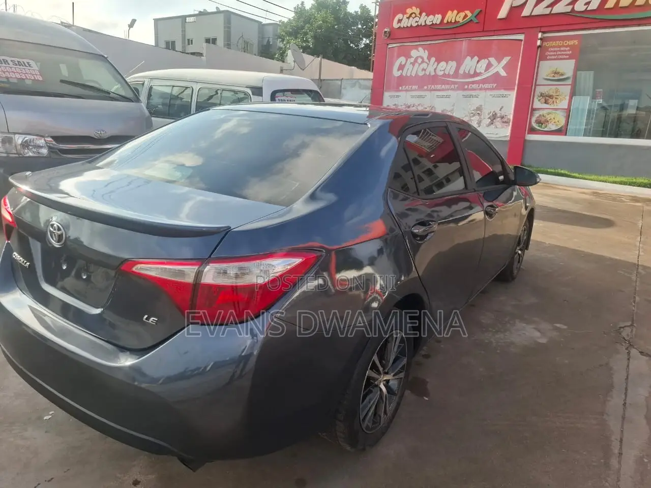 Toyota Corolla LE Premium 4dr Sedan (1.8L 4cyl CVT) 2016 Gray