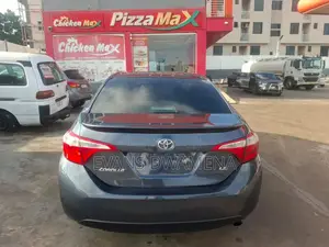 Toyota Corolla LE Premium 4dr Sedan (1.8L 4cyl CVT) 2016 Gray