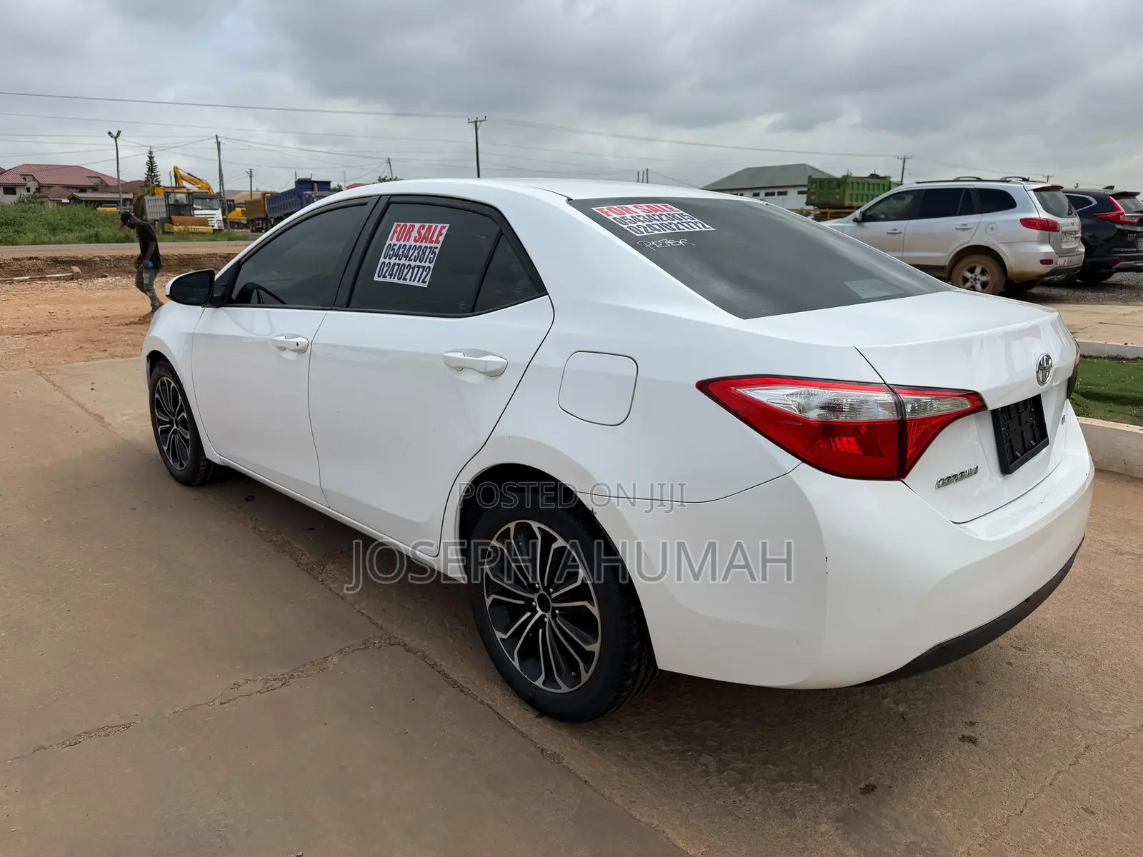 Toyota Corolla LE 4dr Sedan (1.8L 4cyl CVT) 2016 White