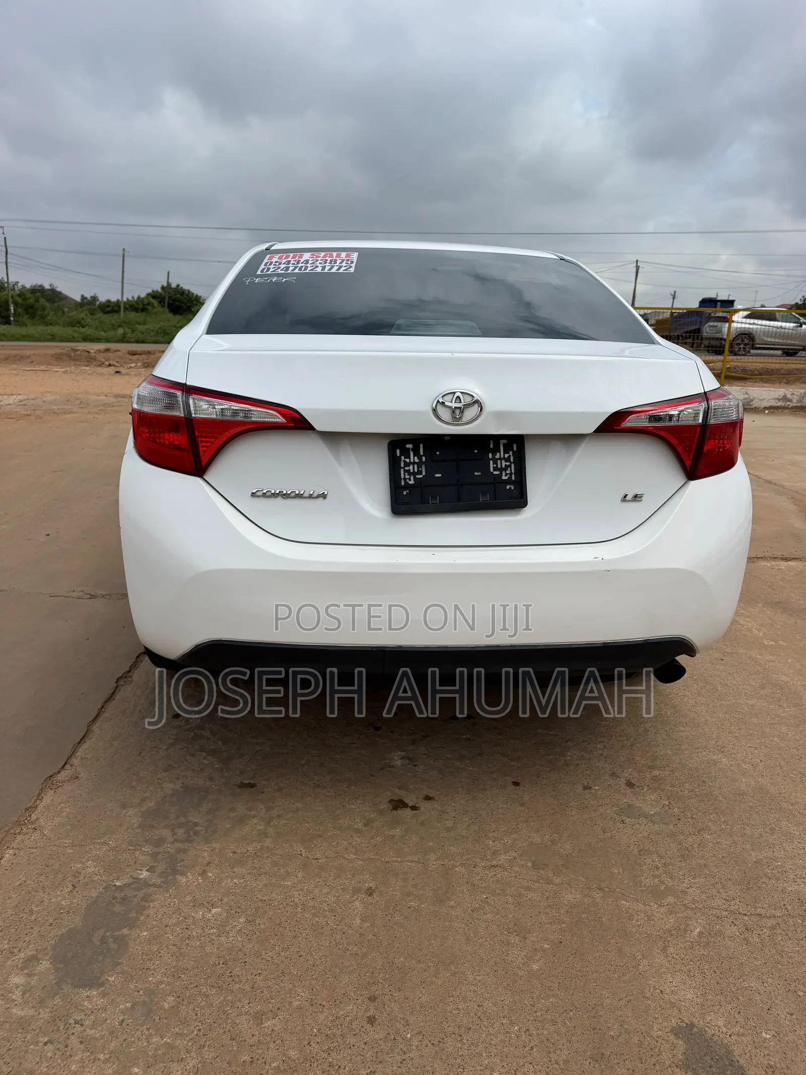 Toyota Corolla LE 4dr Sedan (1.8L 4cyl CVT) 2016 White