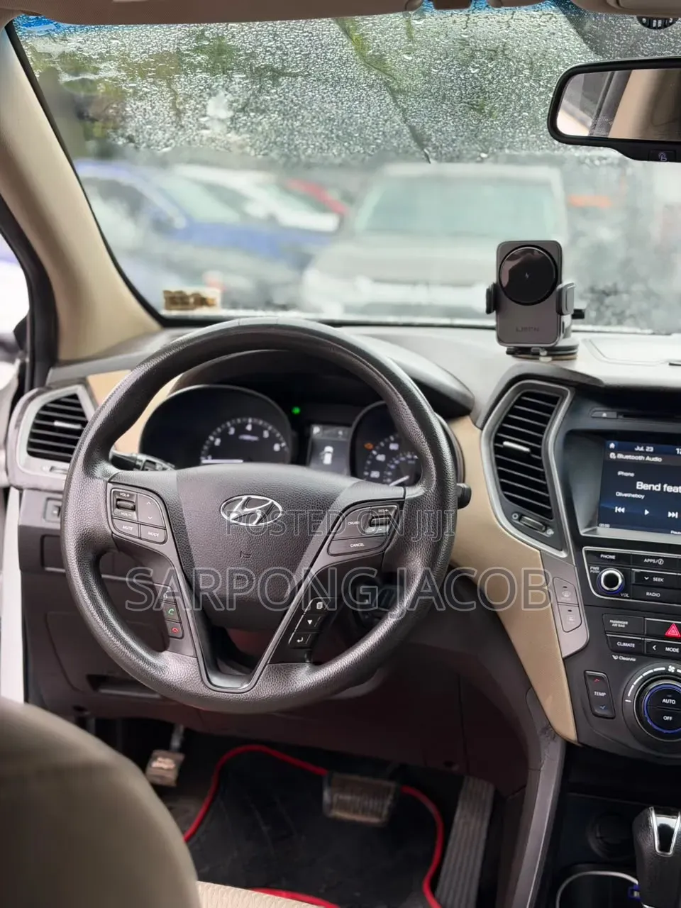Hyundai Santa Fe 2017 White
