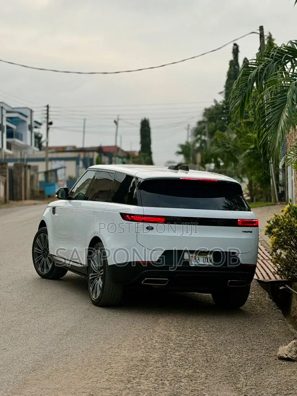 Land Rover Range Rover Sport 2024 White