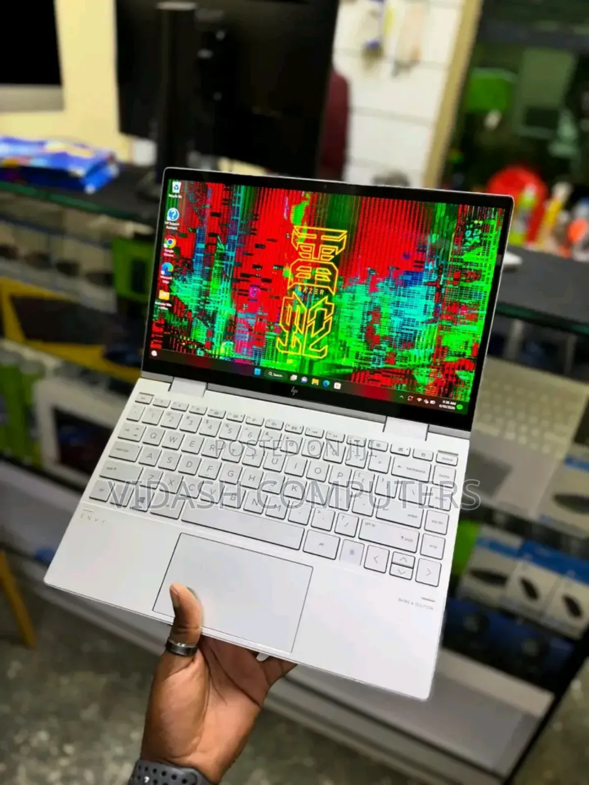 New Laptop HP Envy 13 16GB Intel Core i7 SSD 512GB