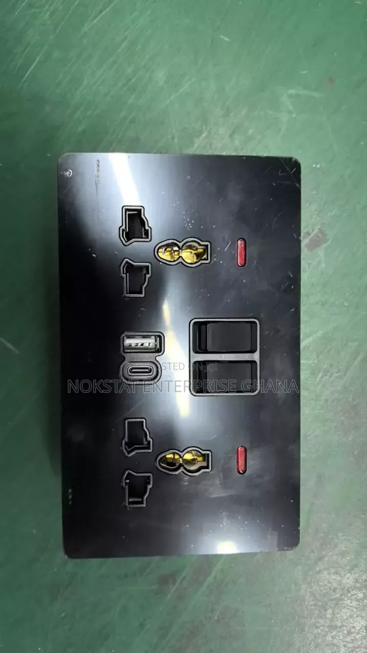 Tempered Glass Universal USB +Type C Socket