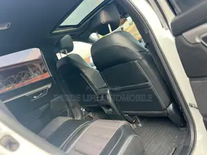 Honda CR-V 2021 White