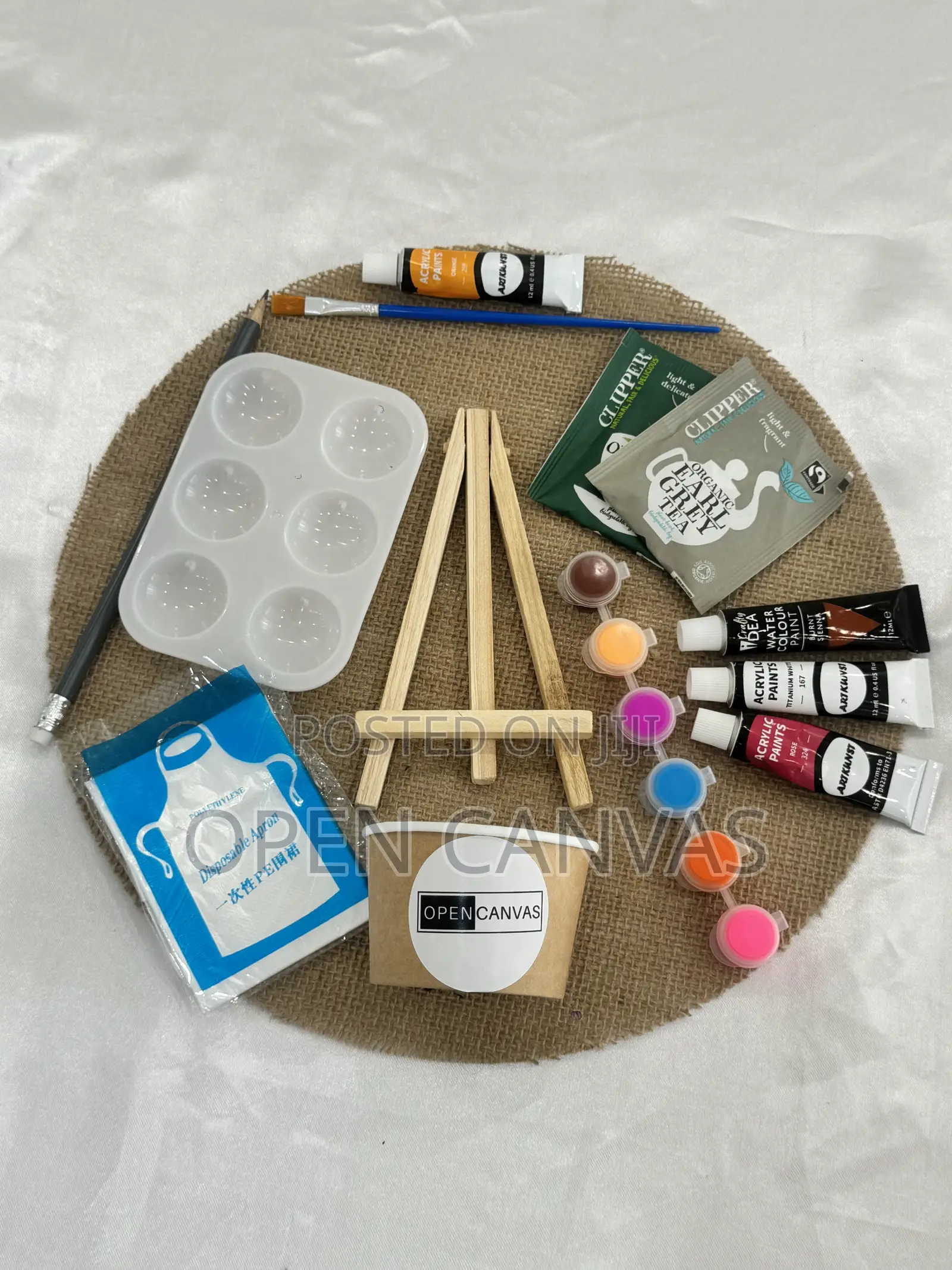Open Canvas Ghana: Paint Set Up for 6 – Group Deal