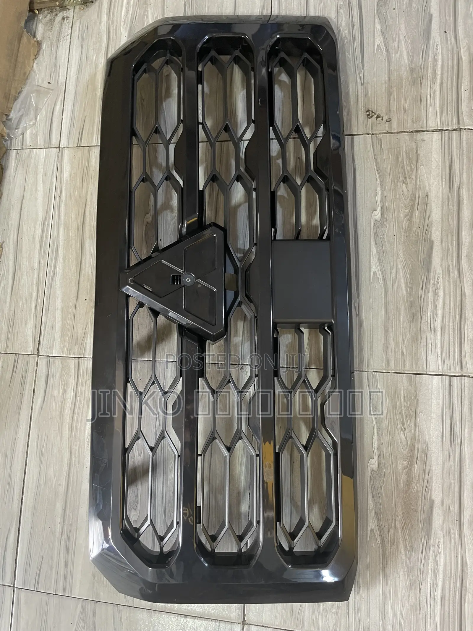 Mitsubishi L200 2024-on Grille Available