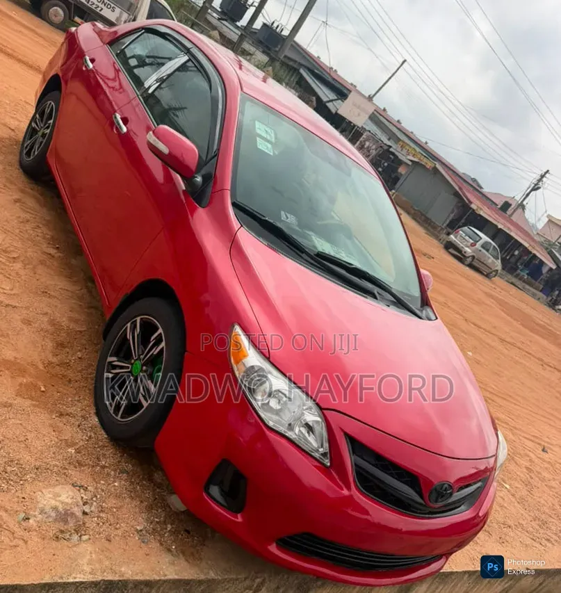 Toyota Corolla 2012 Red