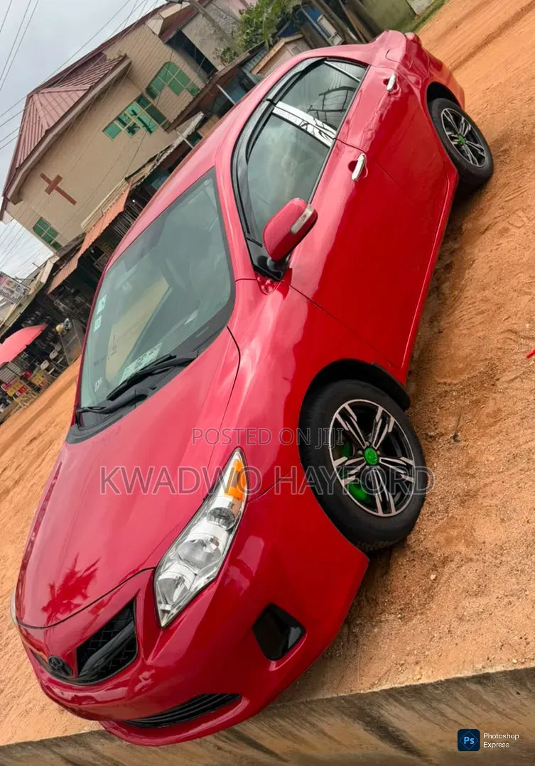 Toyota Corolla 2012 Red