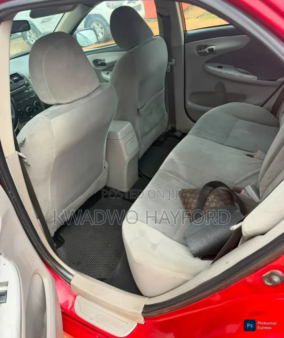Toyota Corolla 2012 Red