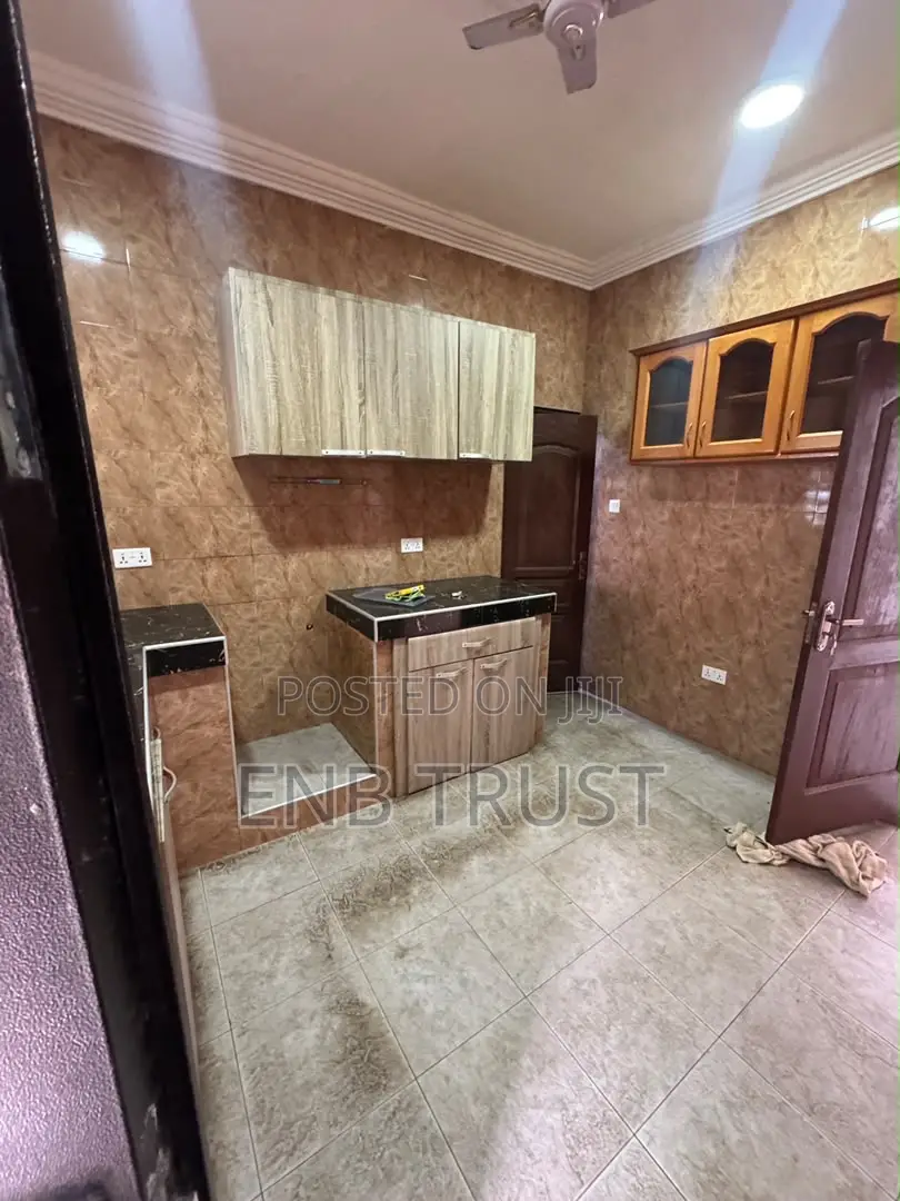 3bdrm Apartment in Achimota, Mile 7 for rent