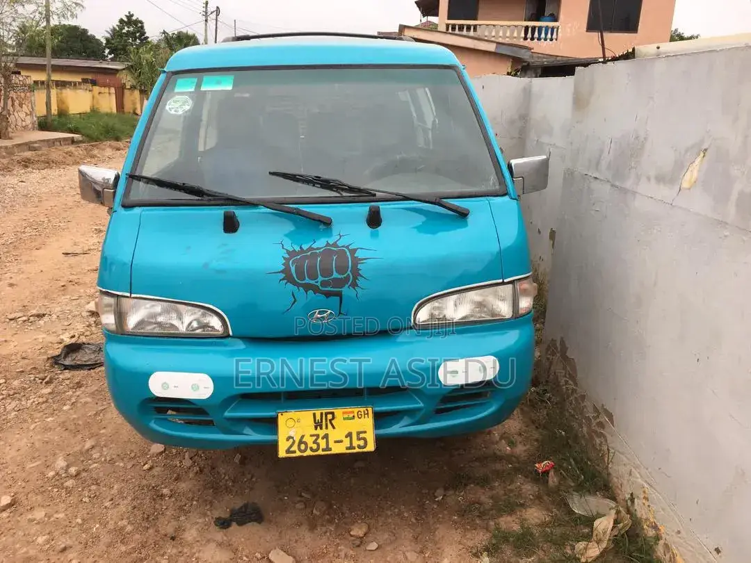 Hyundai H200 1999 Green