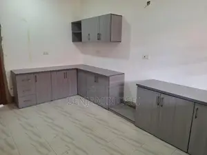 2bdrm House in Gbetsile (Assemblies, Accra Metropolitan for rent