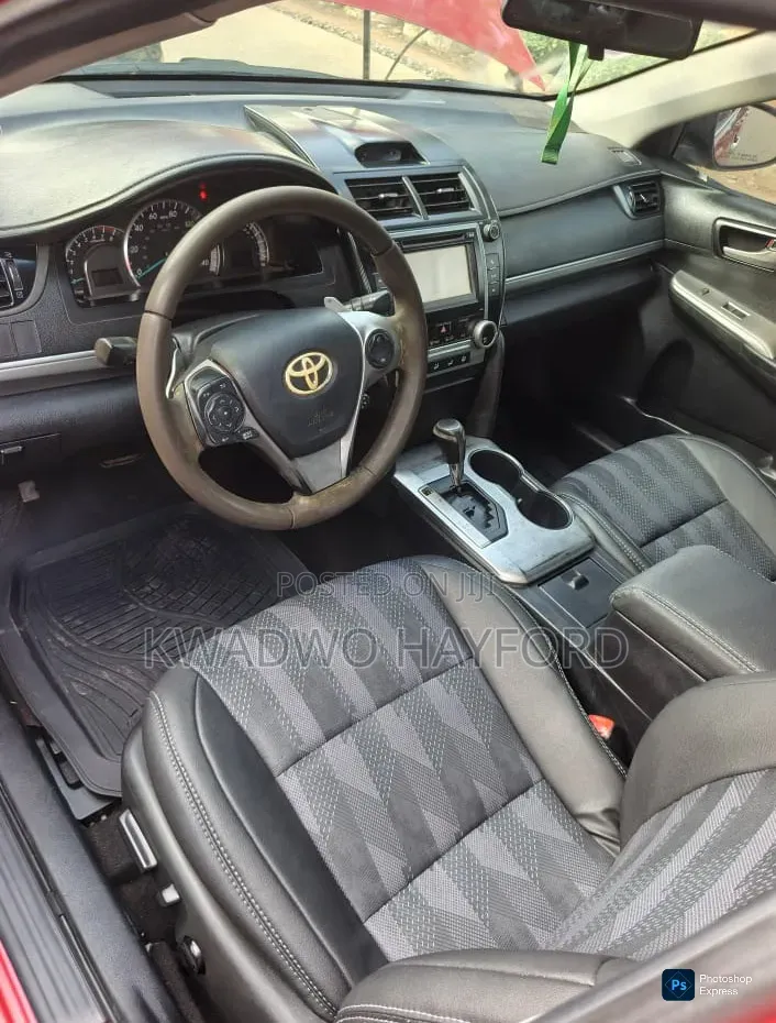 Toyota Camry 2014 Red