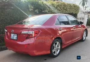 Toyota Camry 2014 Red